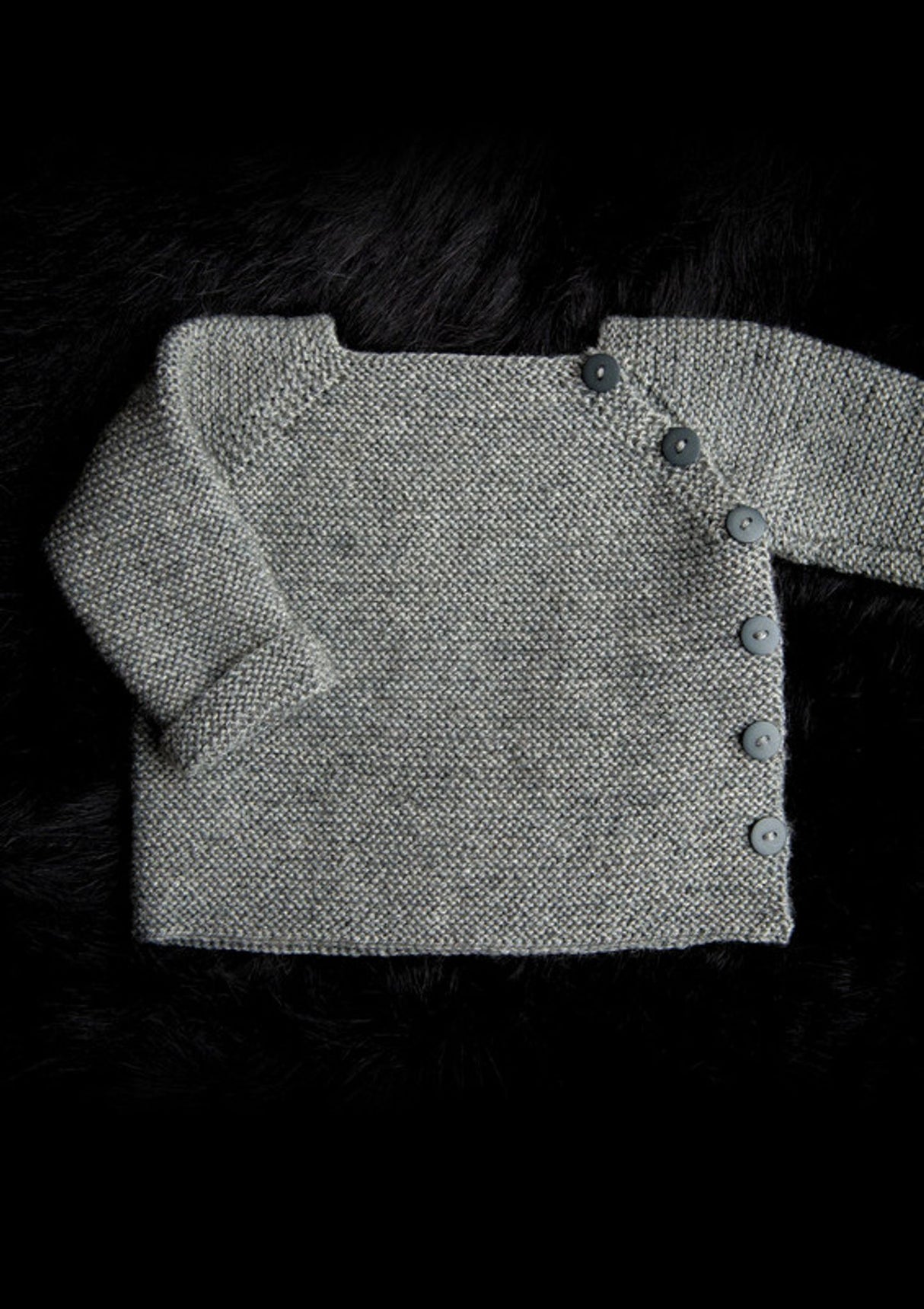 Tröja med Sidoknäppning