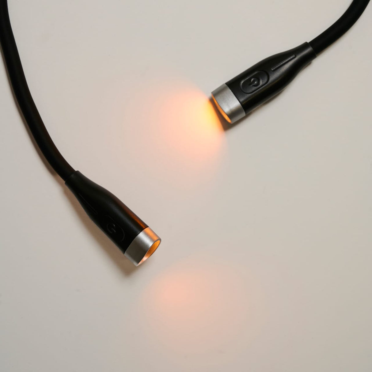 Mayflower Create Nacklampa - Laddningsbar