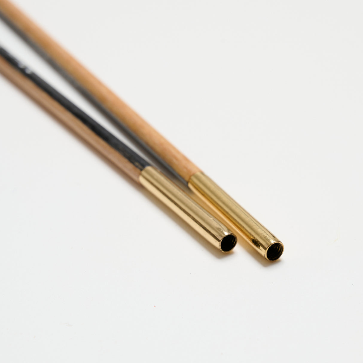 Create Black & White Utbytbara Rundstickor