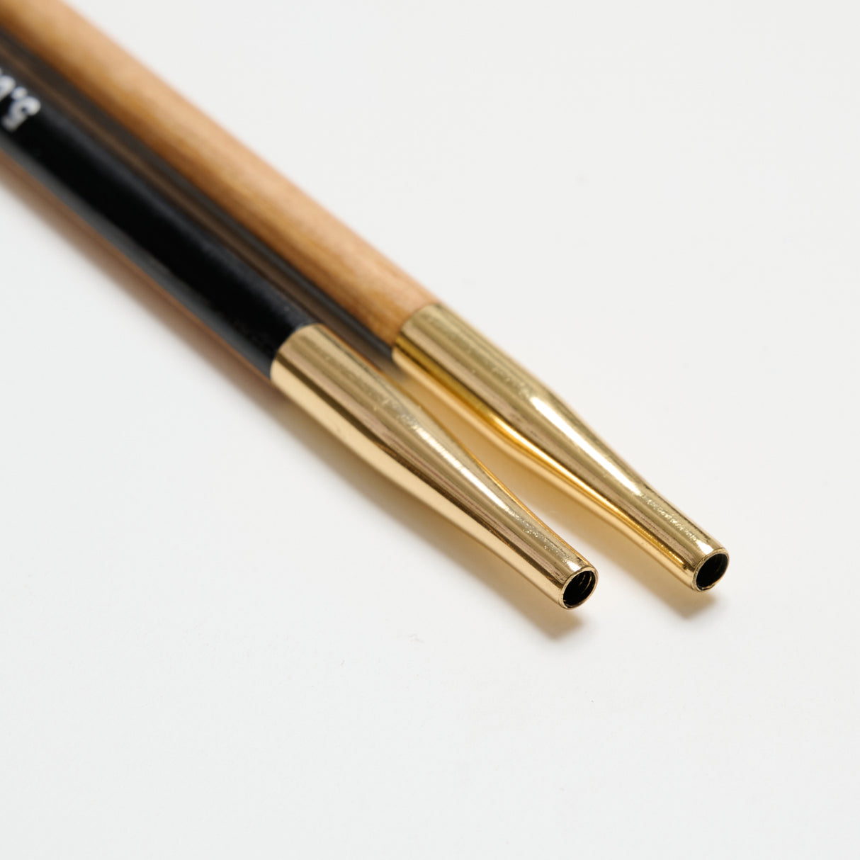 Create Black & White Utbytbara Rundstickor