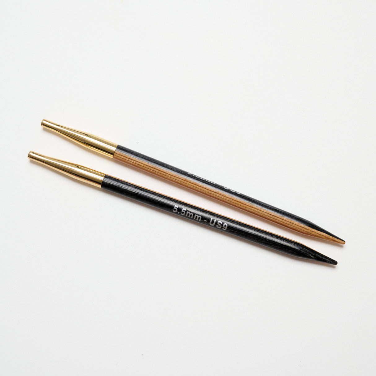 Create Black & White Utbytbara Rundstickor