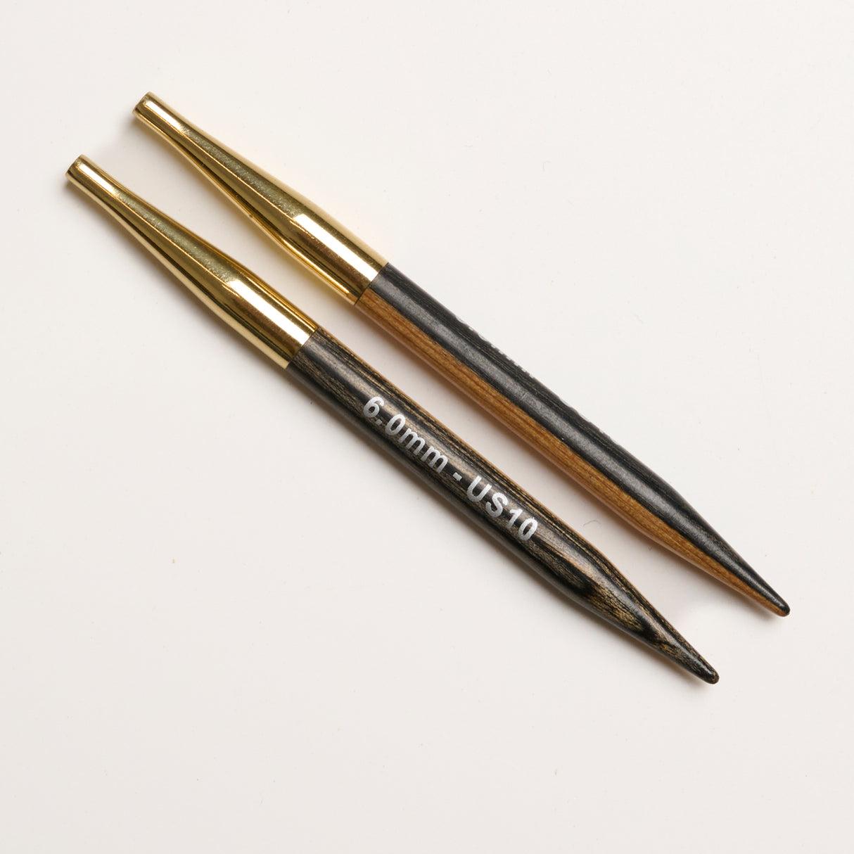 Create Black & White Utbytbara Rundstickor