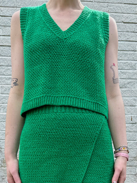 Jugular Vest